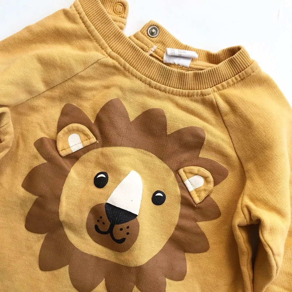H&M yellow tiger face sweatsuit VGUC 6-9 months